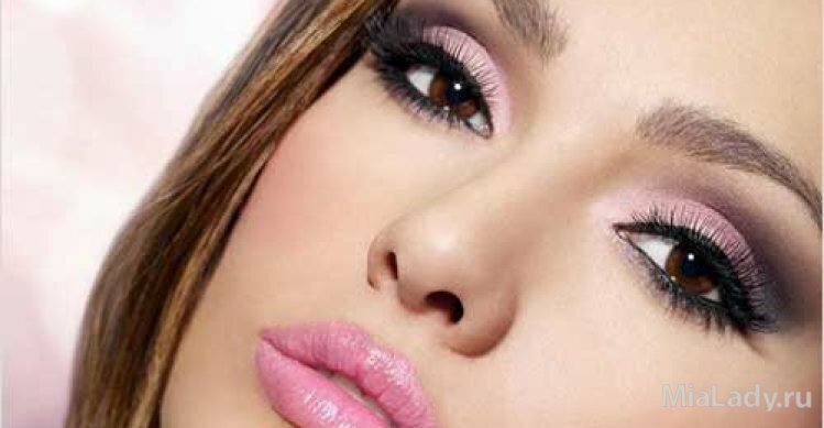 Как красить глаза: учимся правильному макияжу